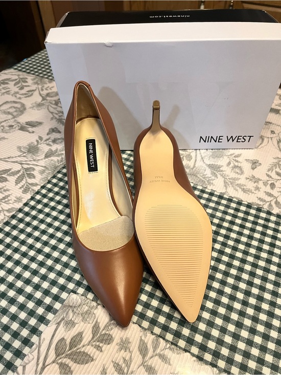 Nine West Shoes - Nine West Tan Pointed-Toe Leather Pumps